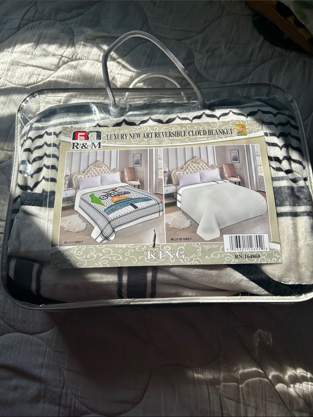 R&M Luxury Reversible Palestinian Blanket